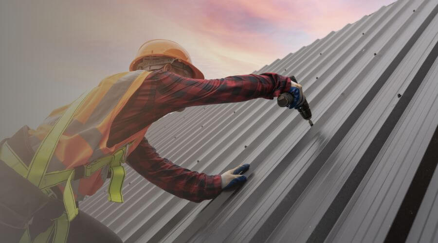 Professional gutter cleaning in Clarkdale, AZ